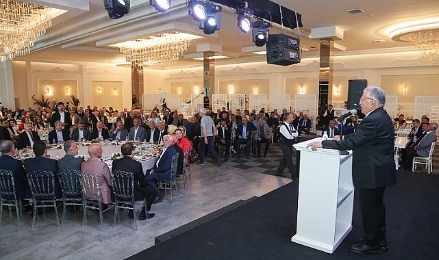 Kayseri protokolü muhtarlarla buluştu