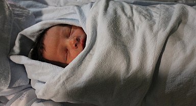Kolik olan bebekleri rahatlatacak 7 yöntem
