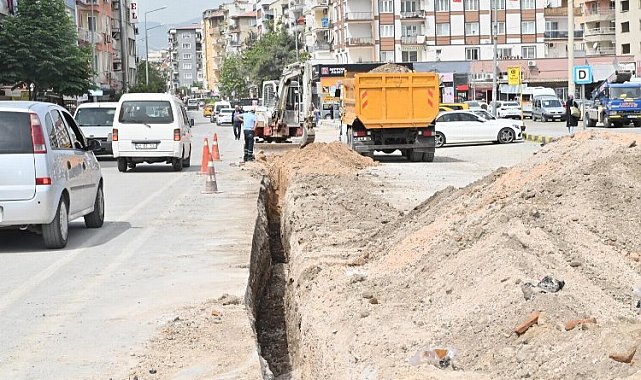 Manisa'da altyapı çalışmaları sürüyor