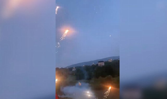 Nilüfer Boğaz Cafe'de havai fişek dehşeti!