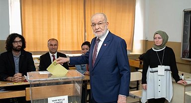 Saadet Partisi Genel Başkanı Karamollaoğlu, oyunu kullandı