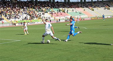 Şanlıurfaspor: 2 - Batman Petrolspor: 0