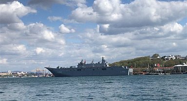 TCG Anadolu, İstanbul’da vatandaşları ağırlamaya devam ediyor