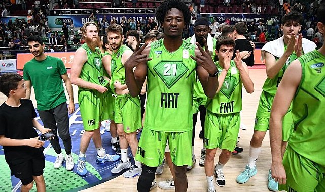 TOFAŞ Play-Off biletini Kolej'den aldı