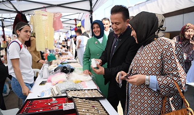 Tuzla’daki Bahar Festivali'ne binlerce İstanbullu akın etti