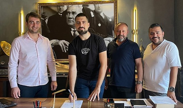 Aliağa Kzy Spor Kadınlar Voleybol 2.Ligi'nde