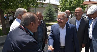 Bakan Akar ve Başkan Büyükkılıç ilçeleri ziyaret etti