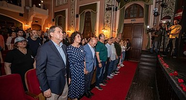 Başkan Soyer’den ünlü sanatçıya veda: “Türkiye’nin sevinç kaynağıydı”