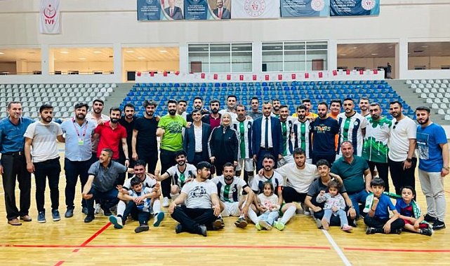 Büyük Bingöl Spor, Futsal Süper Ligi'nde yarı finalde