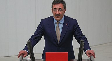 Çin Cumhurbaşkanı Yardımcısı Han'dan Türk mevkidaşı Yılmaz'a tebrik