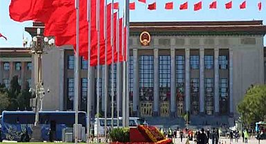 Çin, “dolarla” değil, siyasi etkisiyle kazanıyor