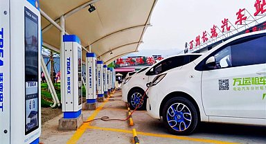 Çin, elektrikli araçlar için kasabalara da şarj altyapısı kuracak