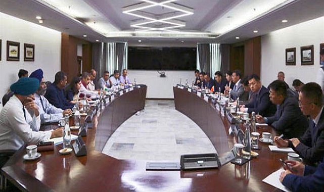 Çin ve Hindistan sınır sorununu çözme kararı aldı