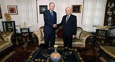Cumhurbaşkanı Erdoğan, Bahçeli’yi evinde ziyaret etti