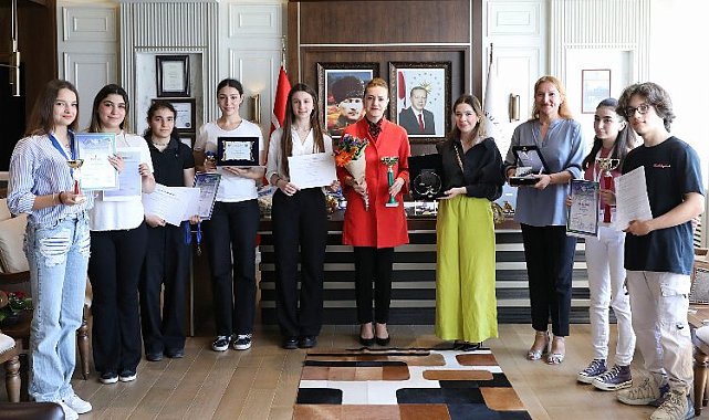 Dokuz Eylül'de konservatuvarın başarıları sınırları aşıyor