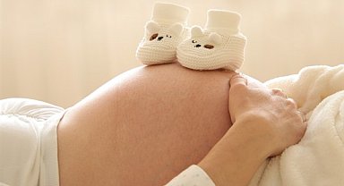 Düzenli yoga normal doğuma hazırlığı kolaylaştırıyor