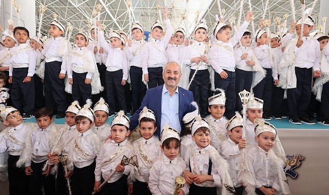 Gebze'de 300 çocuk erkekliğe ilk adımı attı