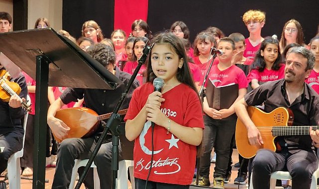 Gölcük Çocuk Korosu'ndan muhteşem performans