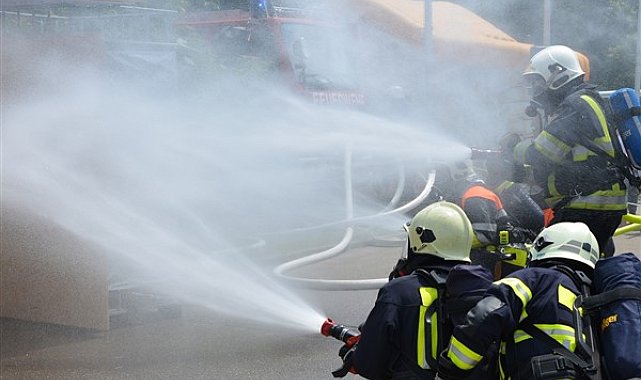 İstanbul’da yangına müdahale sırasında yaralanan itfaiye eri şehit oldu