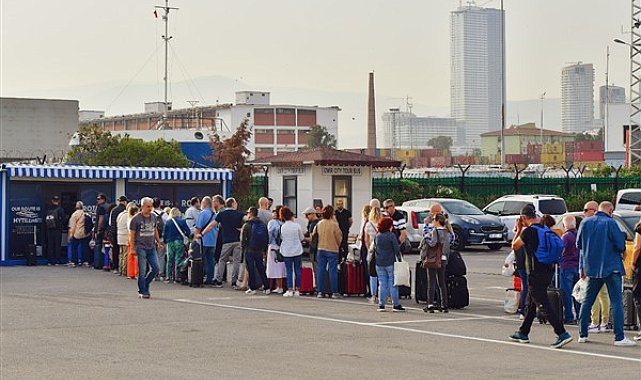İzmir-Midilli hattında sezon açıldı