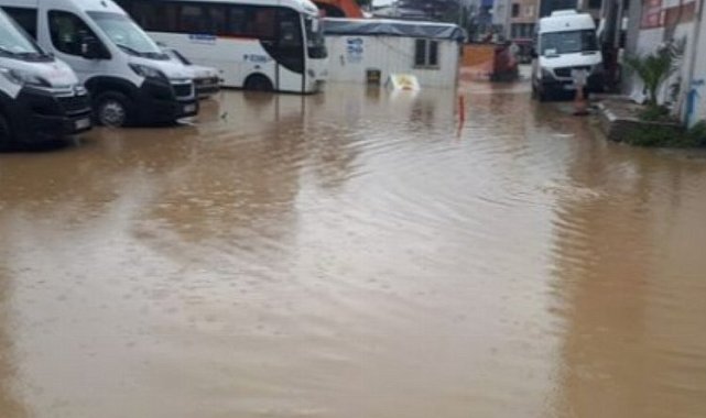 İzmit'in yetersiz altyapısına CHP'li Bal'dan eleştiri