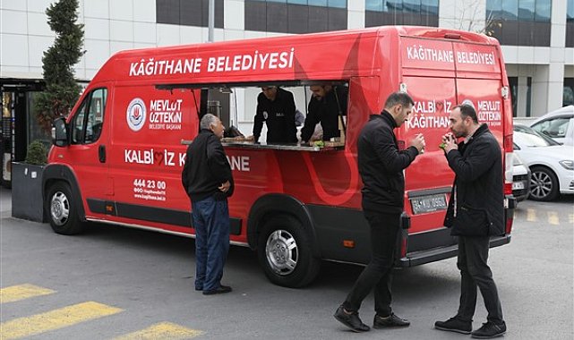 Kağıthane Belediyesi’nden semt pazarlarına sıcak ikramlar