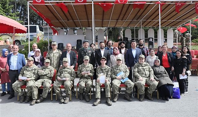 Kağıthane'de engelli bireylere asker kınası yakıldı