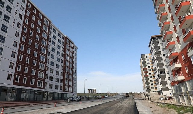 Kayseri Kocasinan'da asfalt mesaisi