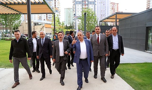 Kayseri Valisi'nden Talas'a 'acil' övgü