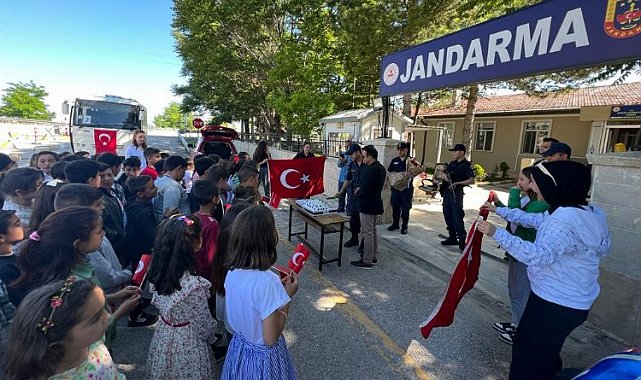 Kızören Jandarması'nda 184. yılda sürprizle karşılandı