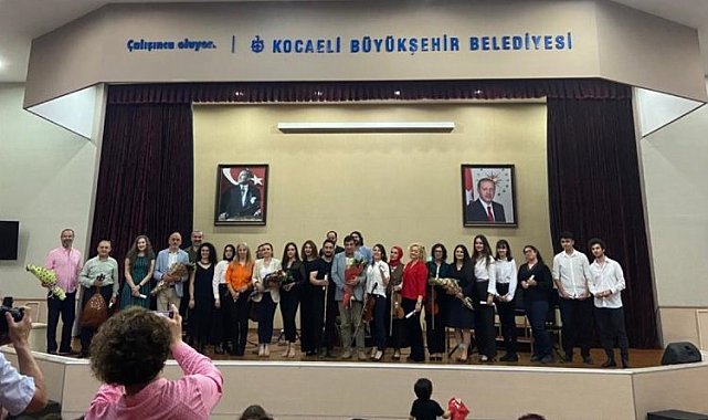 Kocaeli'de konservatuvardan mezuniyet sevinci