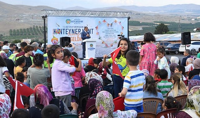 Malatya'da konteyner kentte yıl sonu şenliği