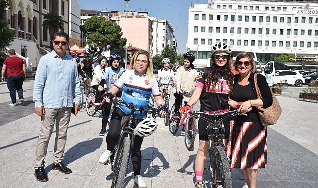 Manisa'da pedallar 'çevre'ye çevrildi