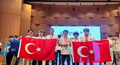 Matematik Olimpiyatlarında tarihi zafer