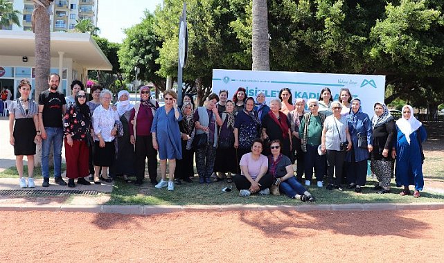 Mersin Büyükşehir'den '80'ler Buluşması'