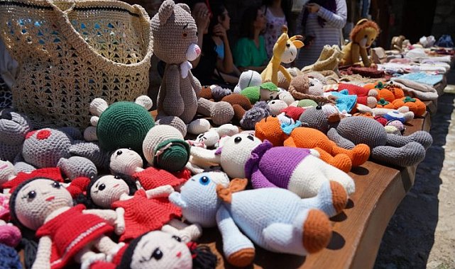 Milas'ın güçlü kadınları el emeklerini sergiledi