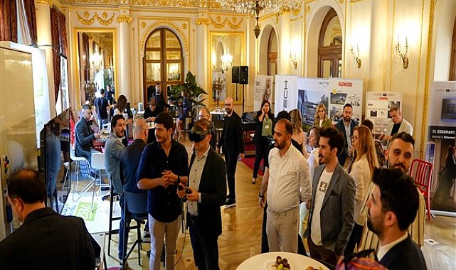 Mimarlar Fransız Saray’ında bir araya geldi