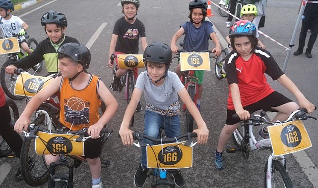 Minik pedallar Sekapark'ta çevrildi