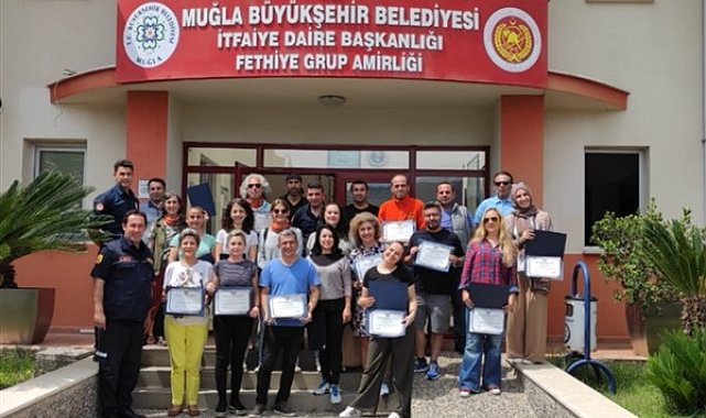 Muğla’da 21 vatandaşa gönüllü itfaiyecilik eğitimi verildi