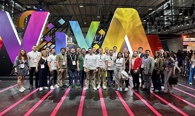 Paris'teki VivaTech Teknoloji Fuarına katılan ilk Türk STK EGİAD oldu