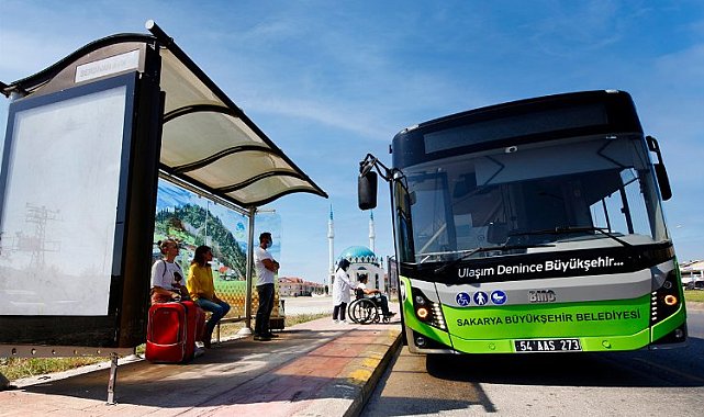Sakarya'da 102. yıl etkinliklerine ücretsiz sefer