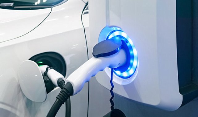 Türkiye'de bataryalı elektrikli araç satışların yüzde 251 yükseldi