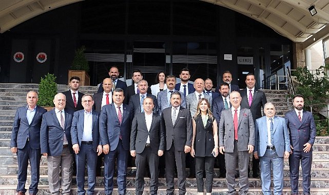 TÜRKONFED Şırnak'tan özgürlükçü yeni anayasa çağrısı yaptı