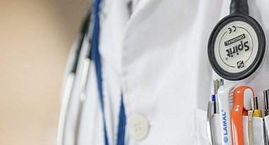 Ayaktaki şişlik mesane kanserinin habercisi olabilir