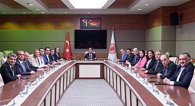 Babacan, milletvekilleriyle TBMM'de toplandı