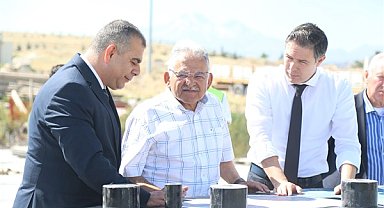 Başkan Büyükkılıç, KASKİ’nin Şehir Hastanesi bölgesindeki yatırımını inceledi