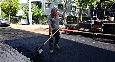 Bornova’da asfalt serimleri devam ediyor