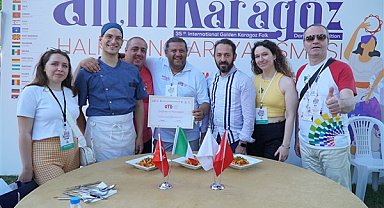 Bursa’da dansçılar sahnede değil mutfakta ter döktü
