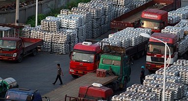 Çin, 30 milyondan fazla eski model kamyonu trafikten çekti