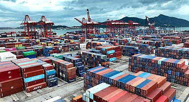 Çin’in dış ticaret hacmi ilk kez 20 trilyon yuanı geçti